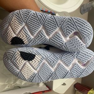 NIKE KYBRID S2 MULTICOLOR “WHAT THE” “BEST OF KYRIE”